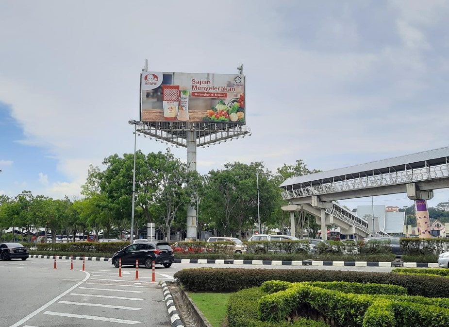 Unipole-billboard malaysia